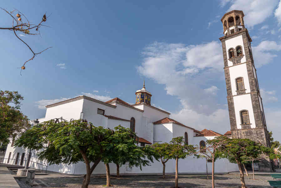 Tenerife 010 - Santa Cruz de Tenerife - iglesia de Nuestra Señora de La Concepción.jpg